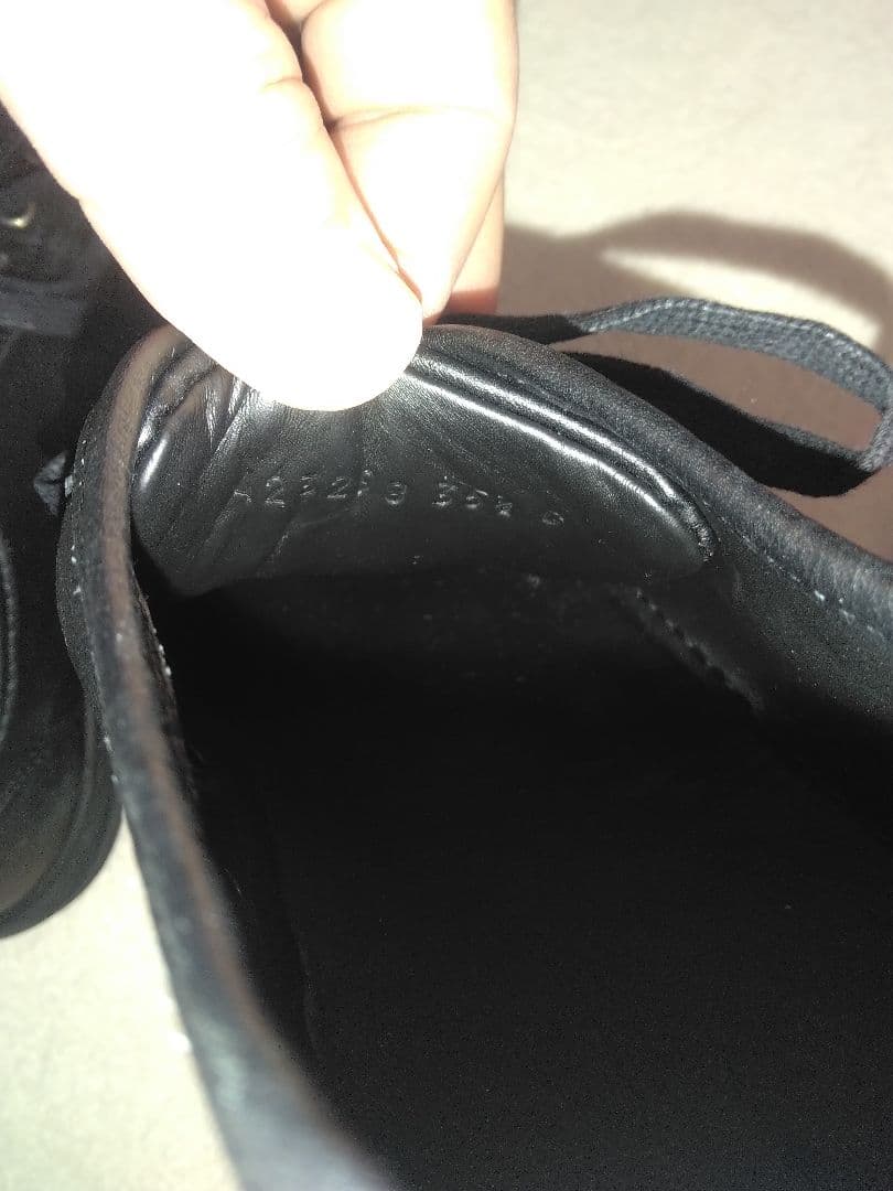 GUCCI グッチ レザー プレート スニーカー 35　1/2 約22.5cm