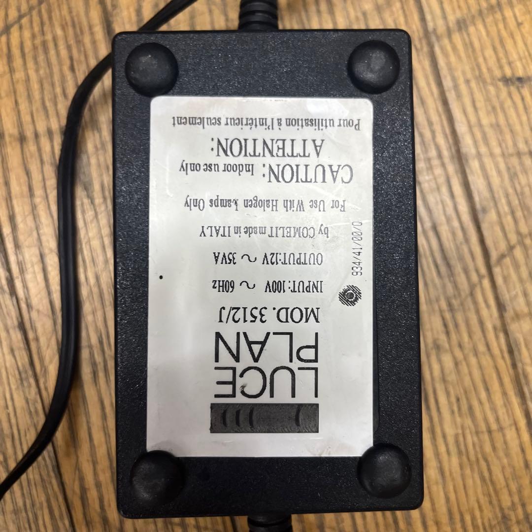 LUCEPLAN（ルーチェプラン）ベレニーチェ　デスクライト　一箇所ヒビあり