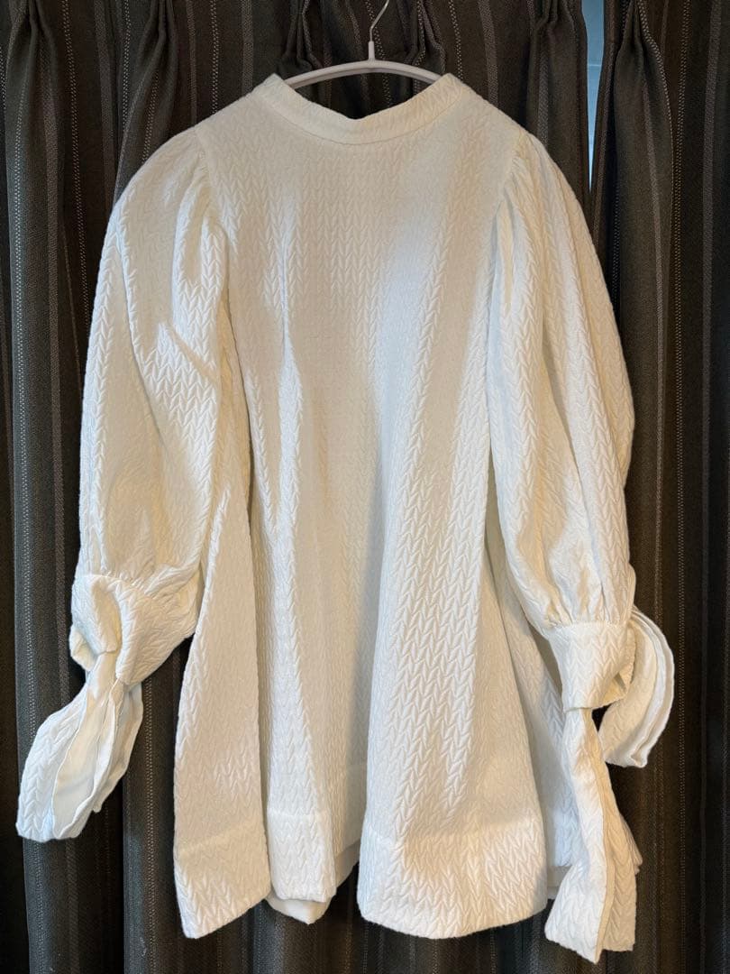 【1度着用】yori shirocon ハートフクレカフスリボンブラウス 36