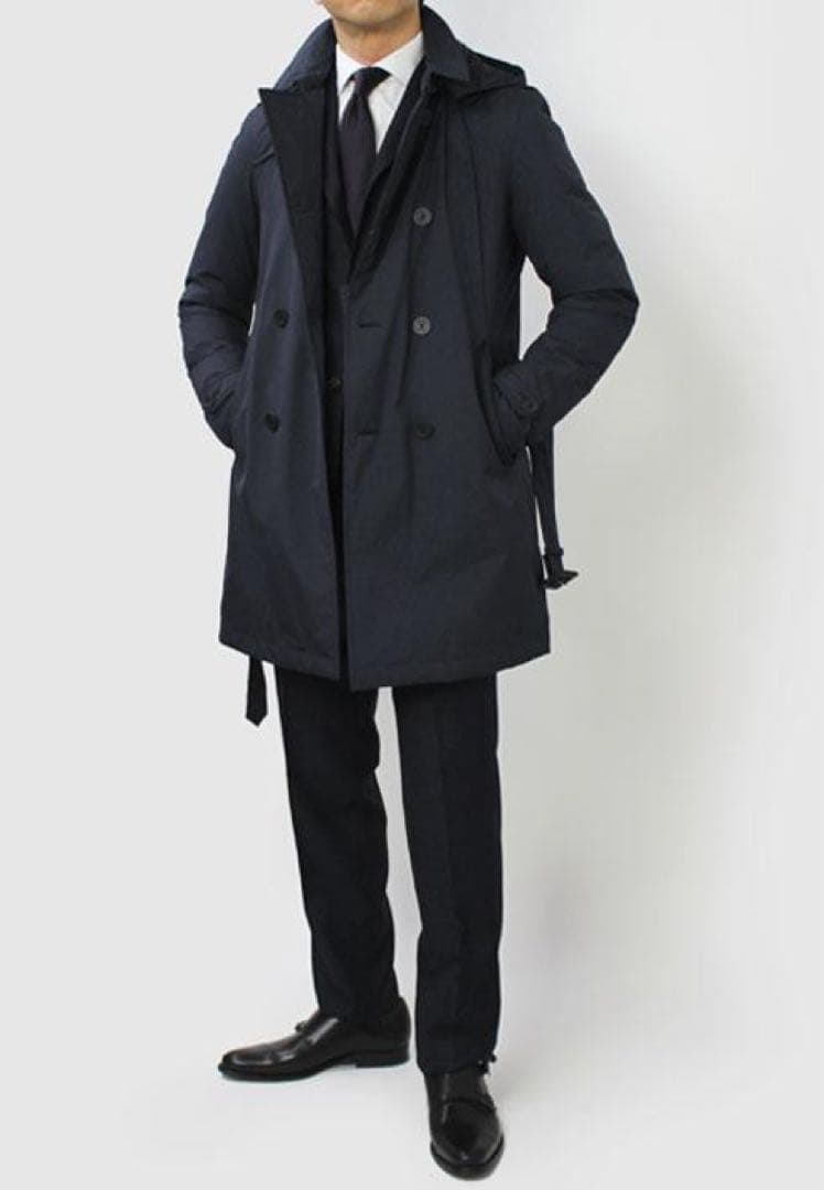 (サイズ44）HERNO ダウントレンチコート/Gore tex