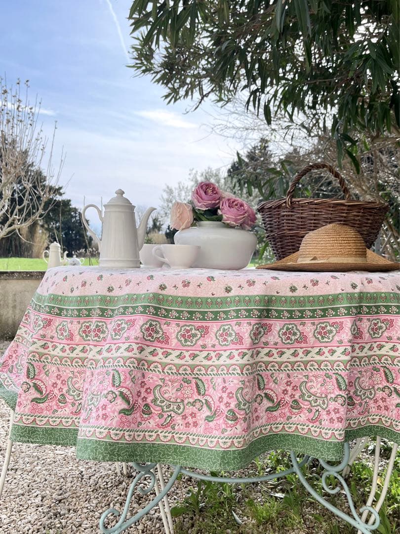 ◆フランスアンティーク｜プロヴァンス柄テーブルクロス円形ピンク