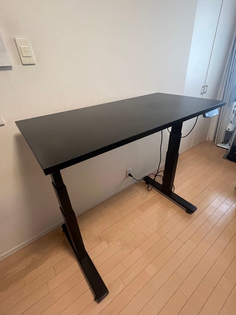 FLEXISPOT E3 電動式昇降デスク（ブラック／天板付き）