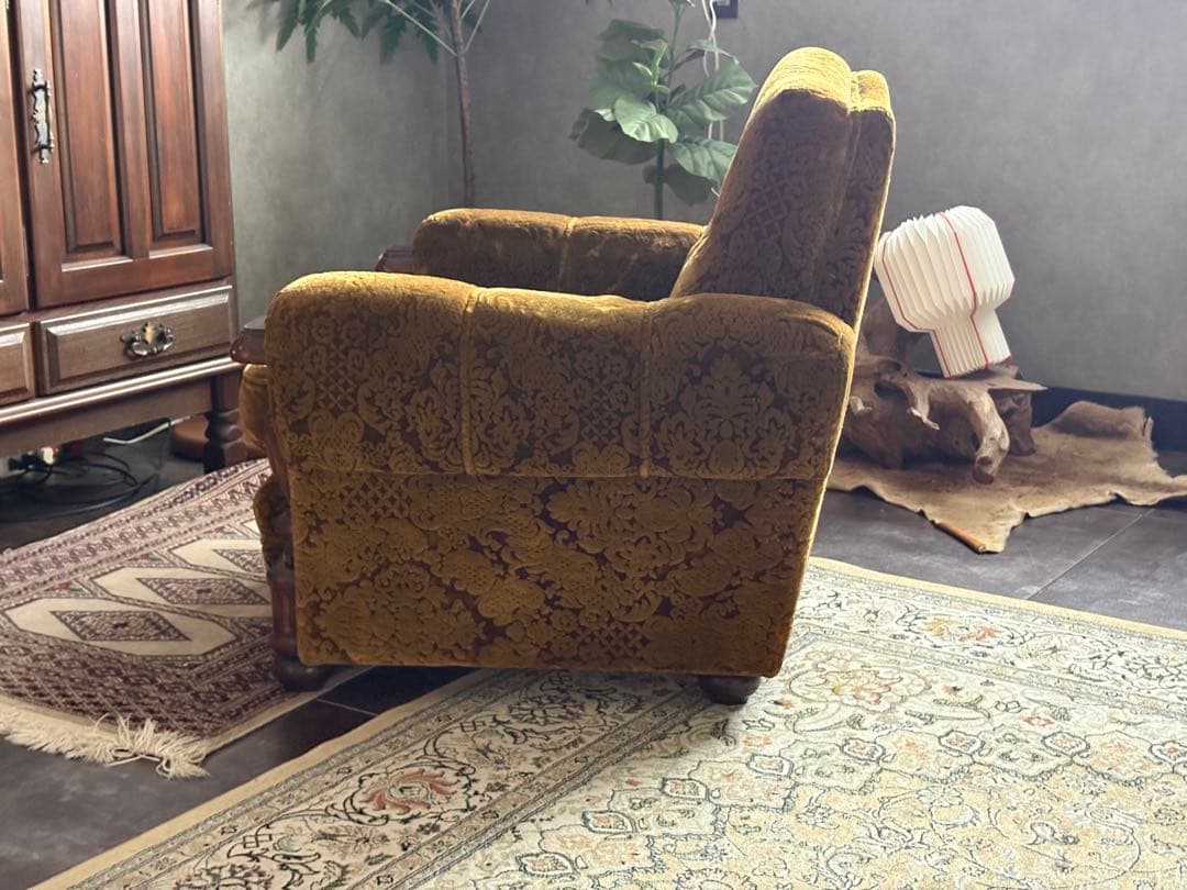 ②カリモク　karimoku レトロ　ビンテージ　ソファ　クラシック　IZ