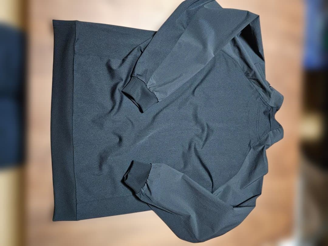 k*6様 松山選手モデルSrixonカラーブロックハーフジップアップジャケットs