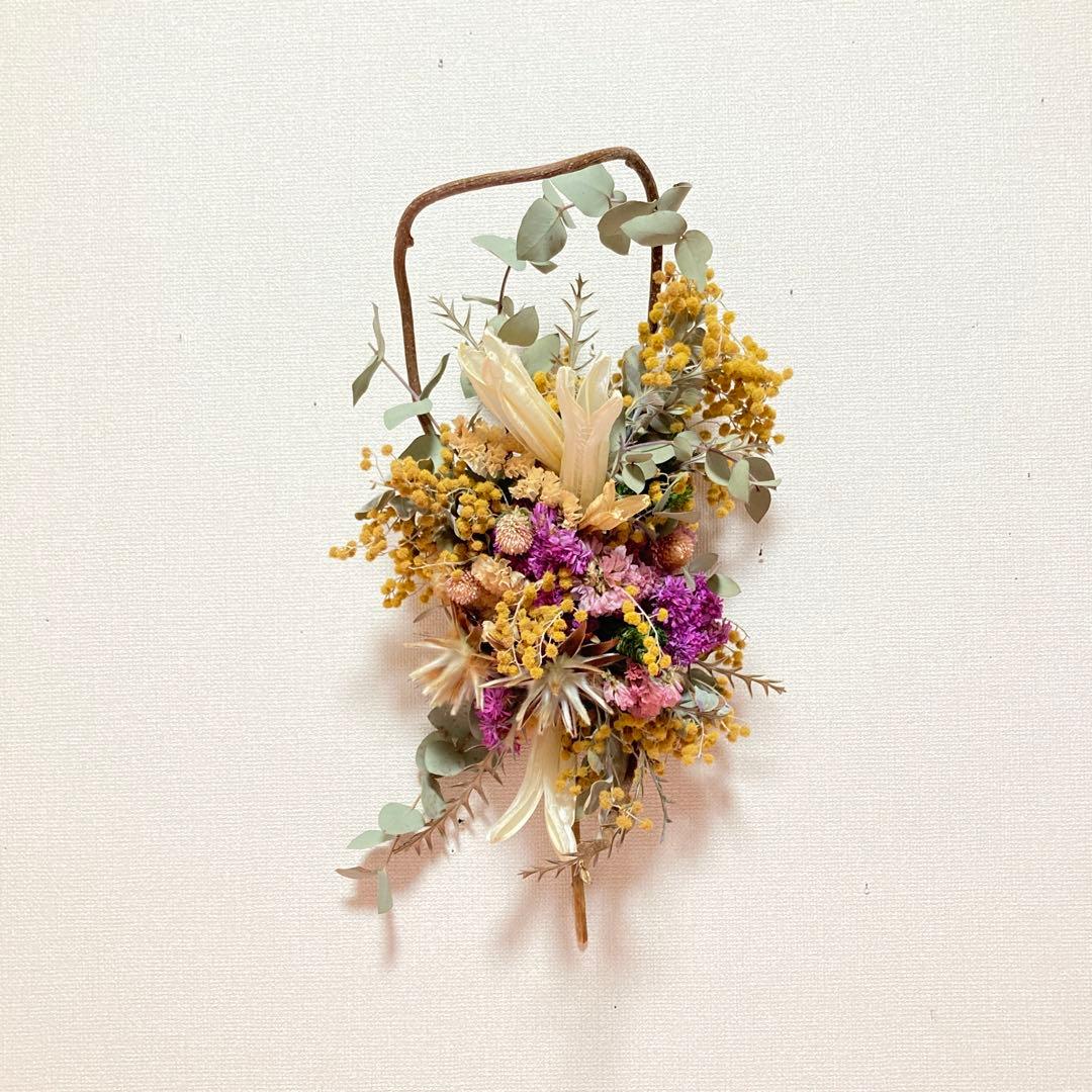 創作スワッグ　ミモザ＆高砂ユリ