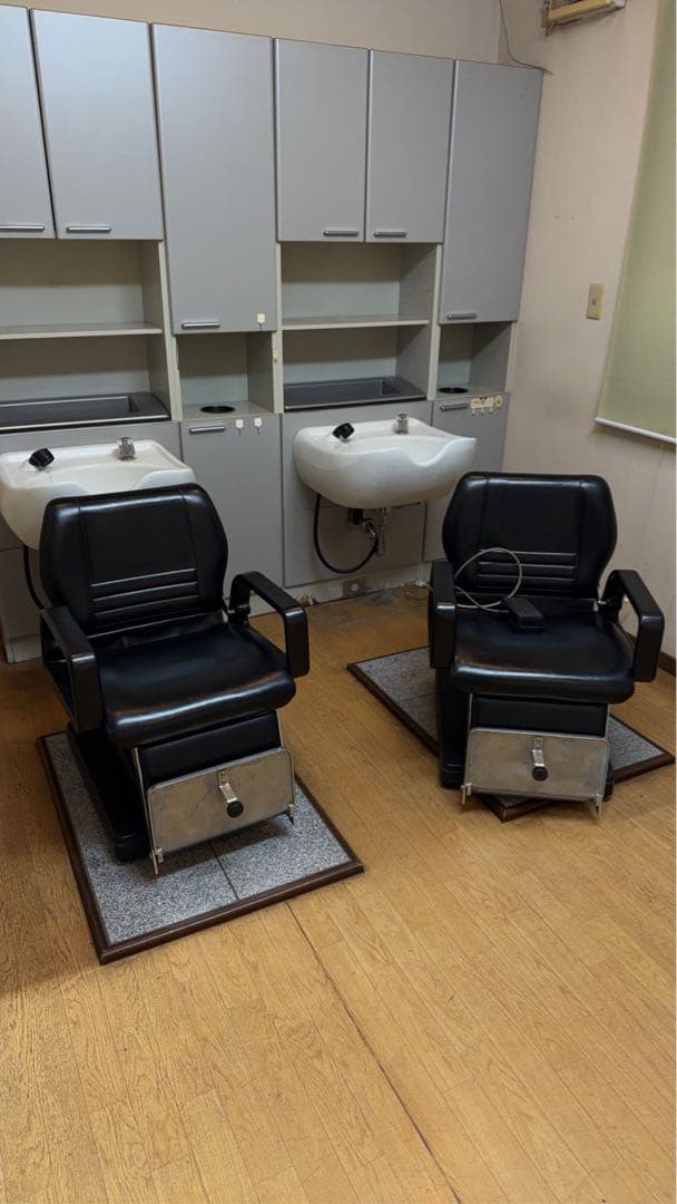 シャンプー台 美品 電動 2個セット 引き取り