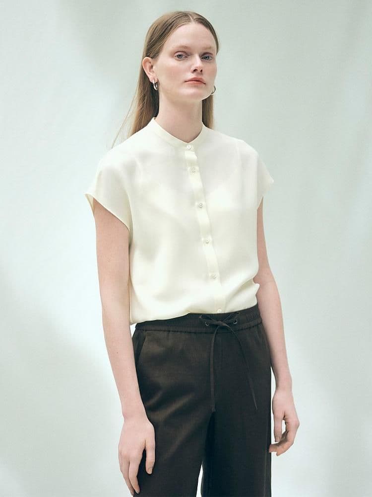 theory luxe ブラウス（タグ付新品未使用）