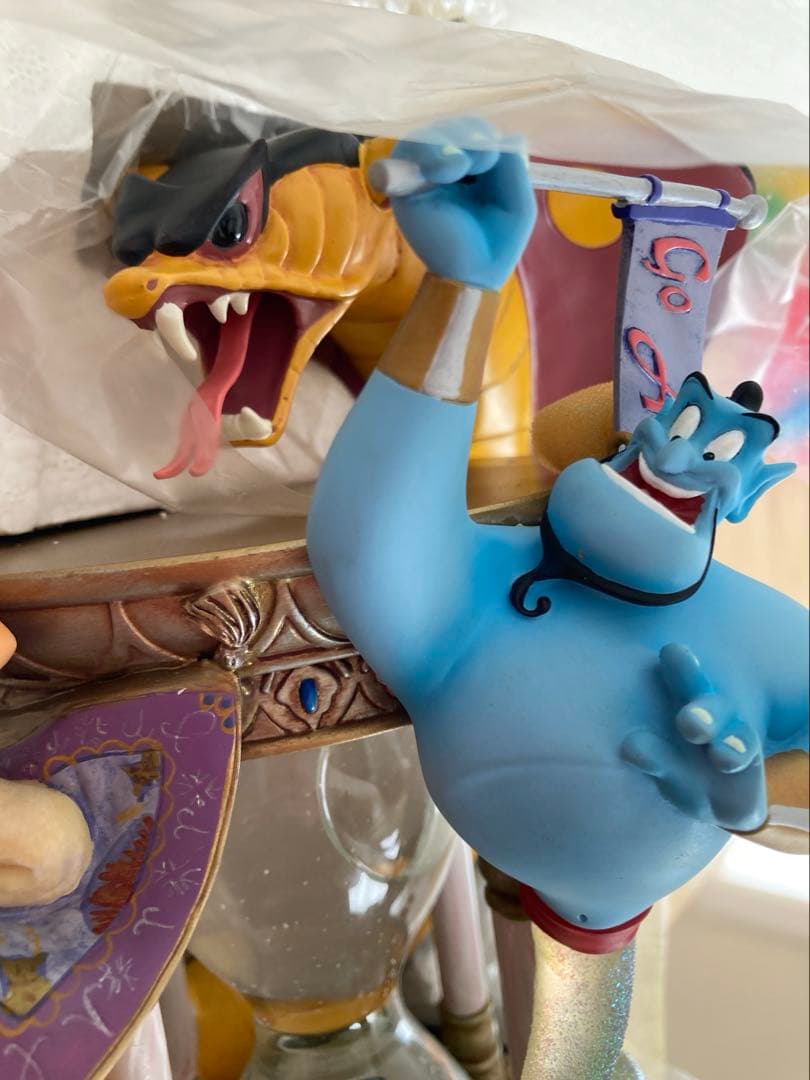 ディズニーストア　アラジン　スノーグローブオルゴール スノードーム　レア