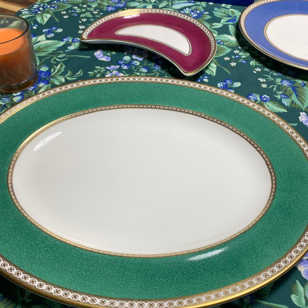 【新品未使用】ユーランダーパウダーシャグリーン　オーバルプレート