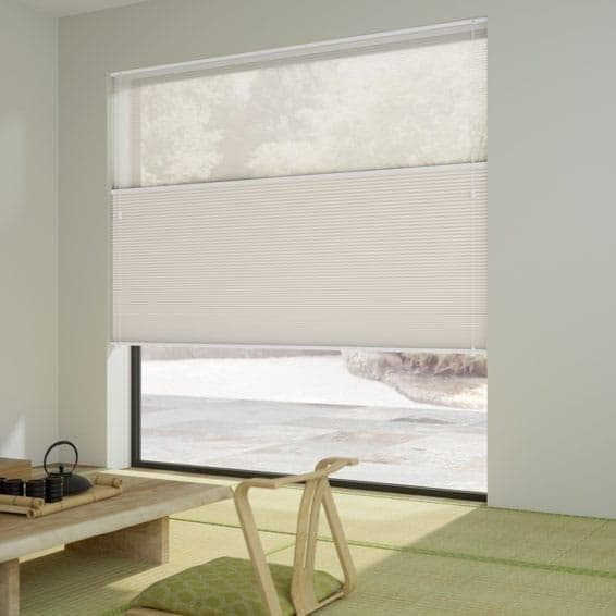 未使用　ハニカムシェード シアーアイボリー 174.5×185