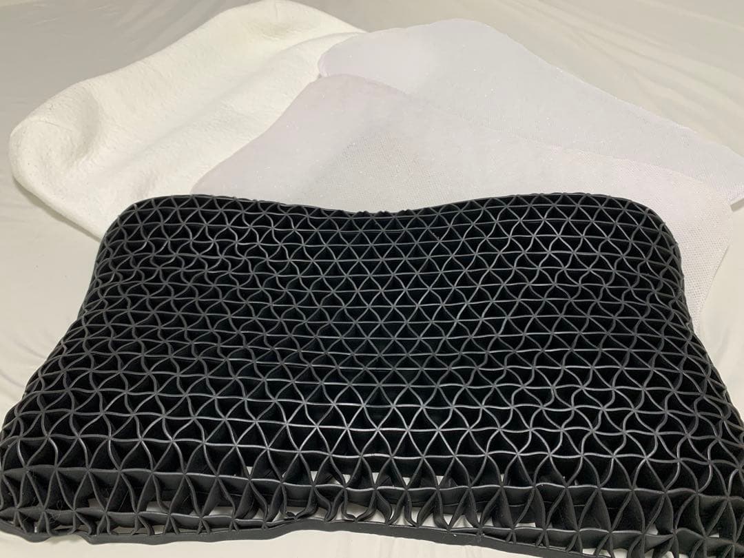 【ひつじのいらない枕】新・ハイブリッド3層構造【箱無し】