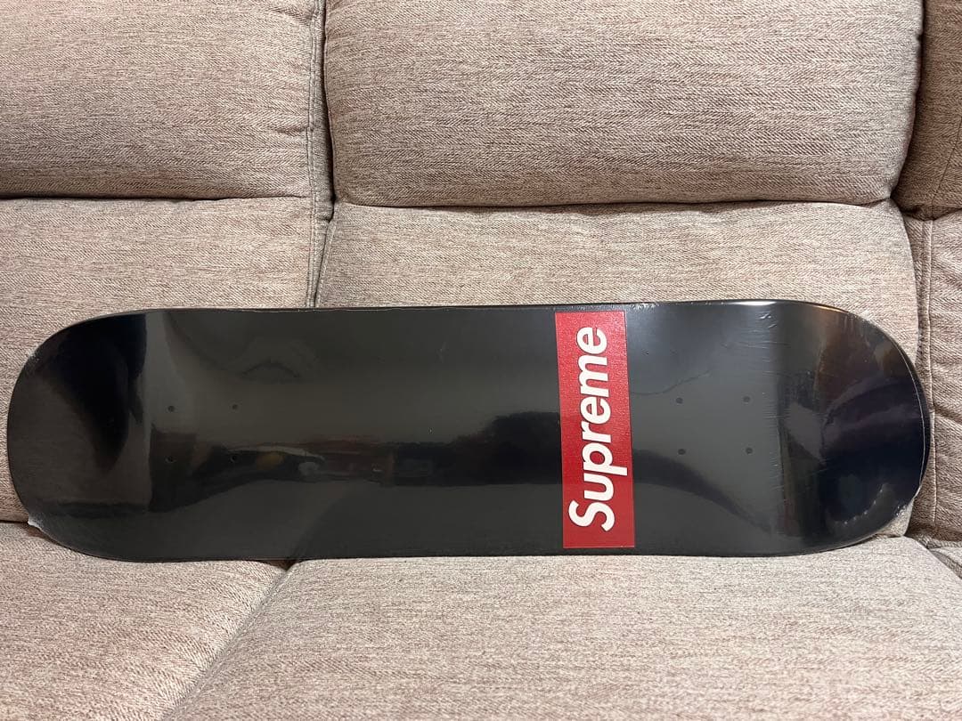 スケートボード Supreme Routed Box Logo Skateboard