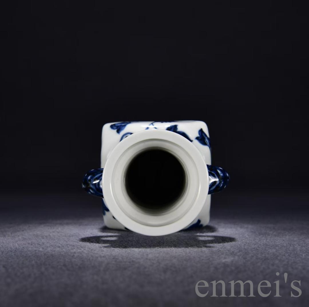 中国古美術・大明宣徳紋・青花花紋両耳瓶・花瓶・唐物・陶磁器・青花磁・朝顔紋・賞物