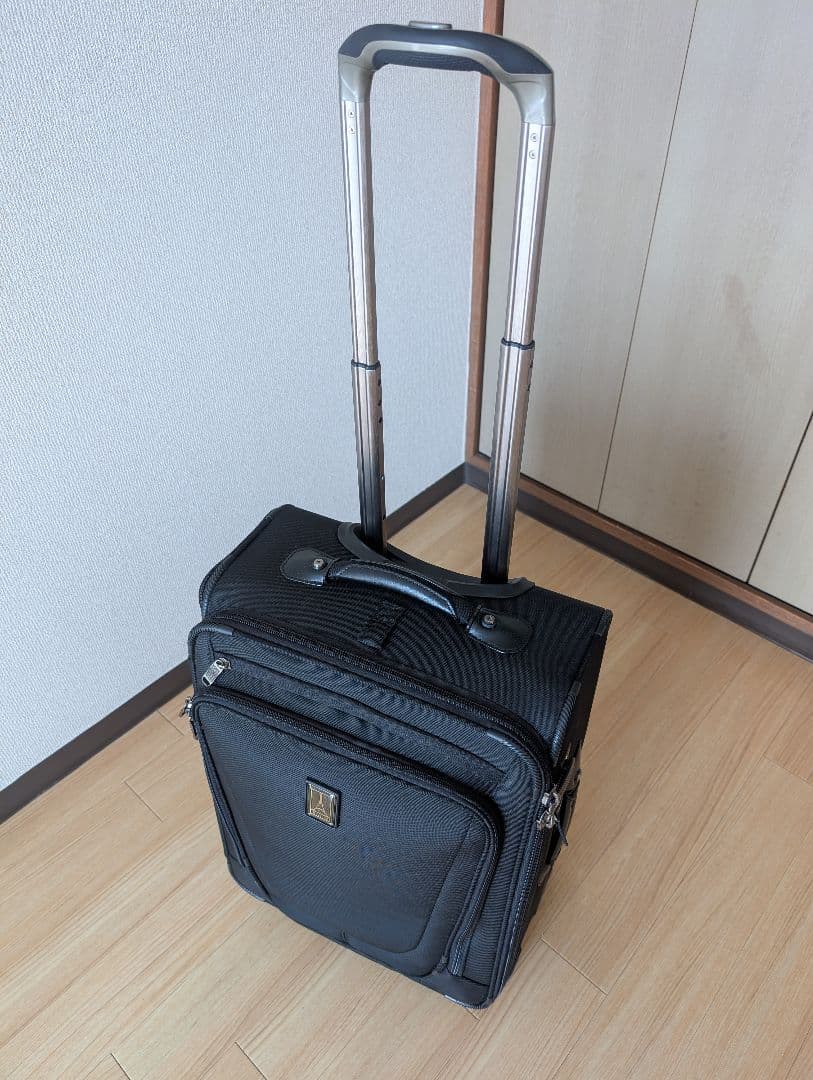 Travelpro Crew 11 トラベルプロ 48.2L キャリーケース 黒