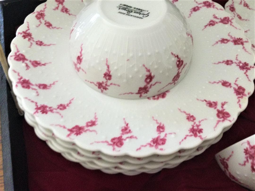 リモージュ　ケーキ皿6枚とティーセット6客