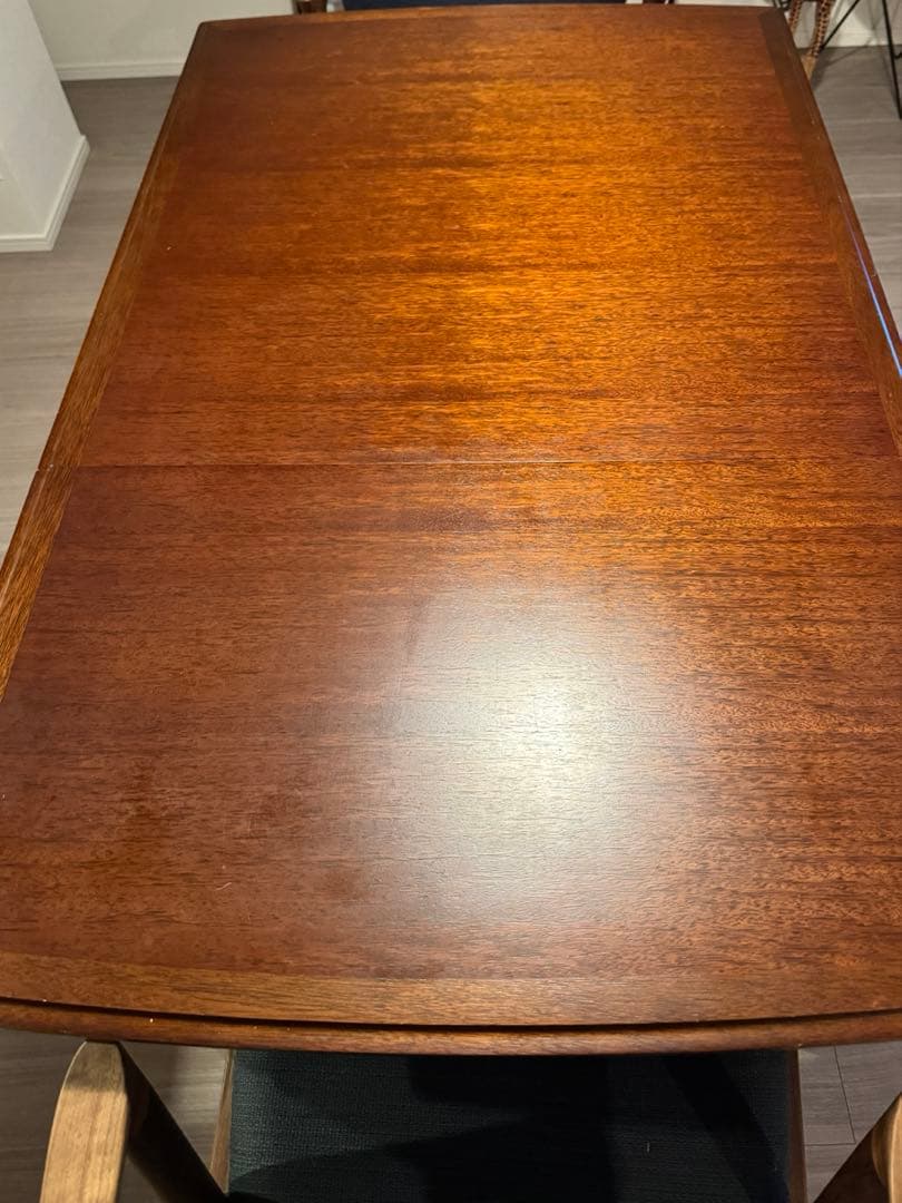 【マルニ木工】ダイニングテーブル(伸縮可)