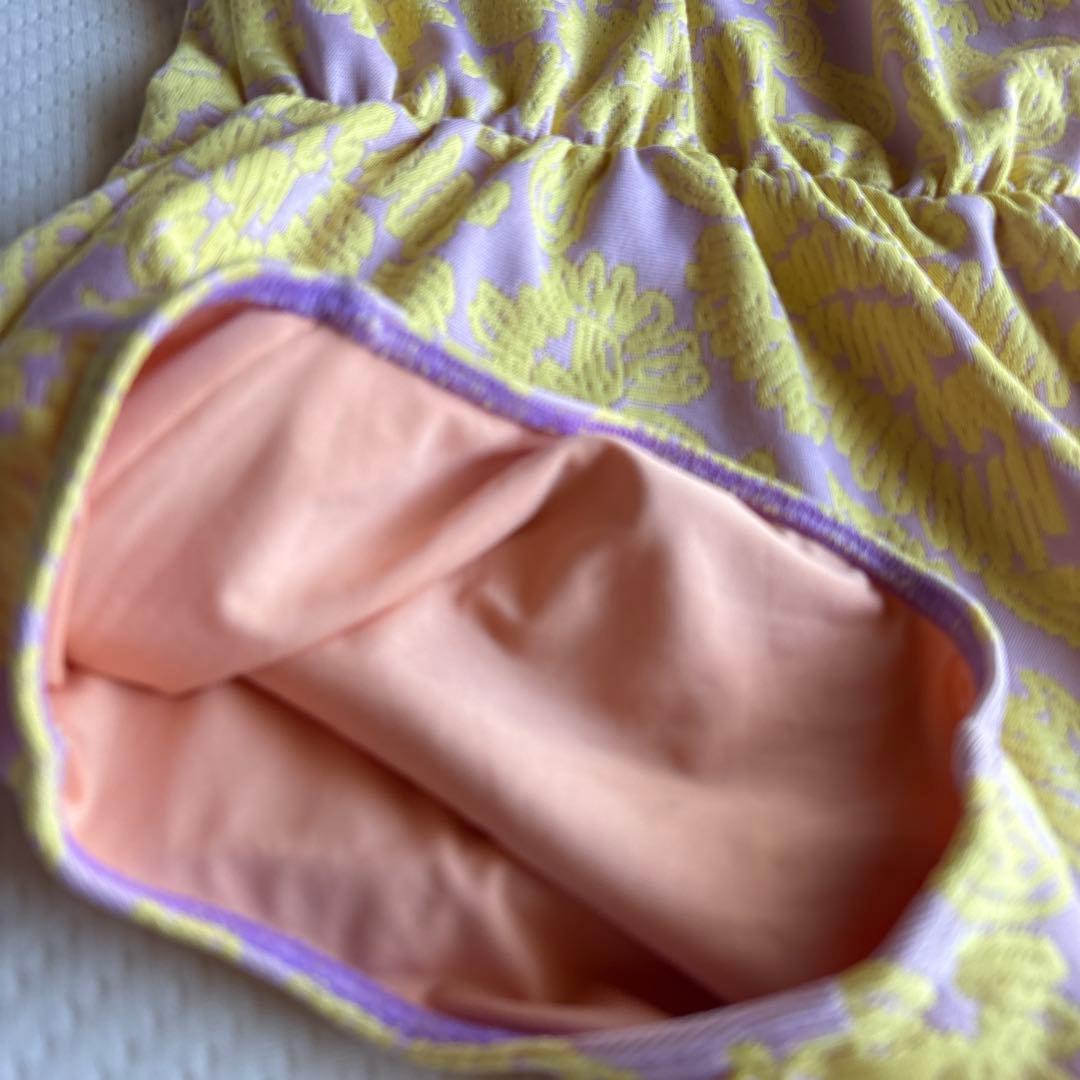 期間限定値下げseeaフラワーパターン ワンピース水着 Mサイズ