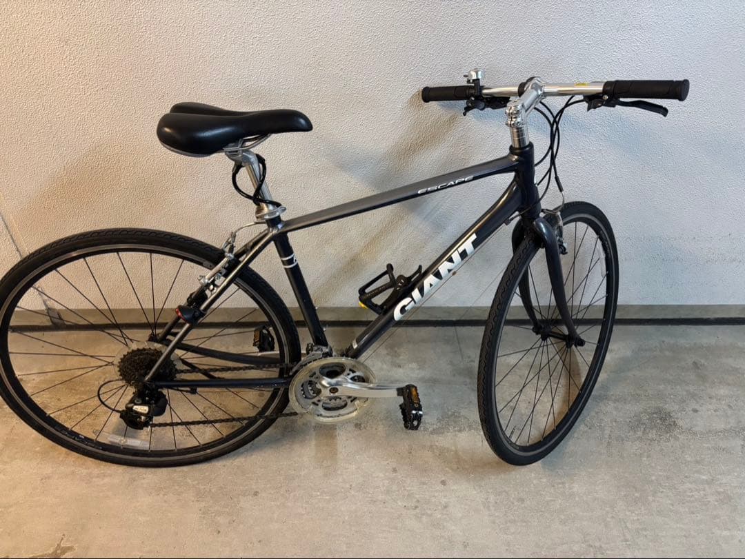 GIANT クロスバイク アルミフレーム