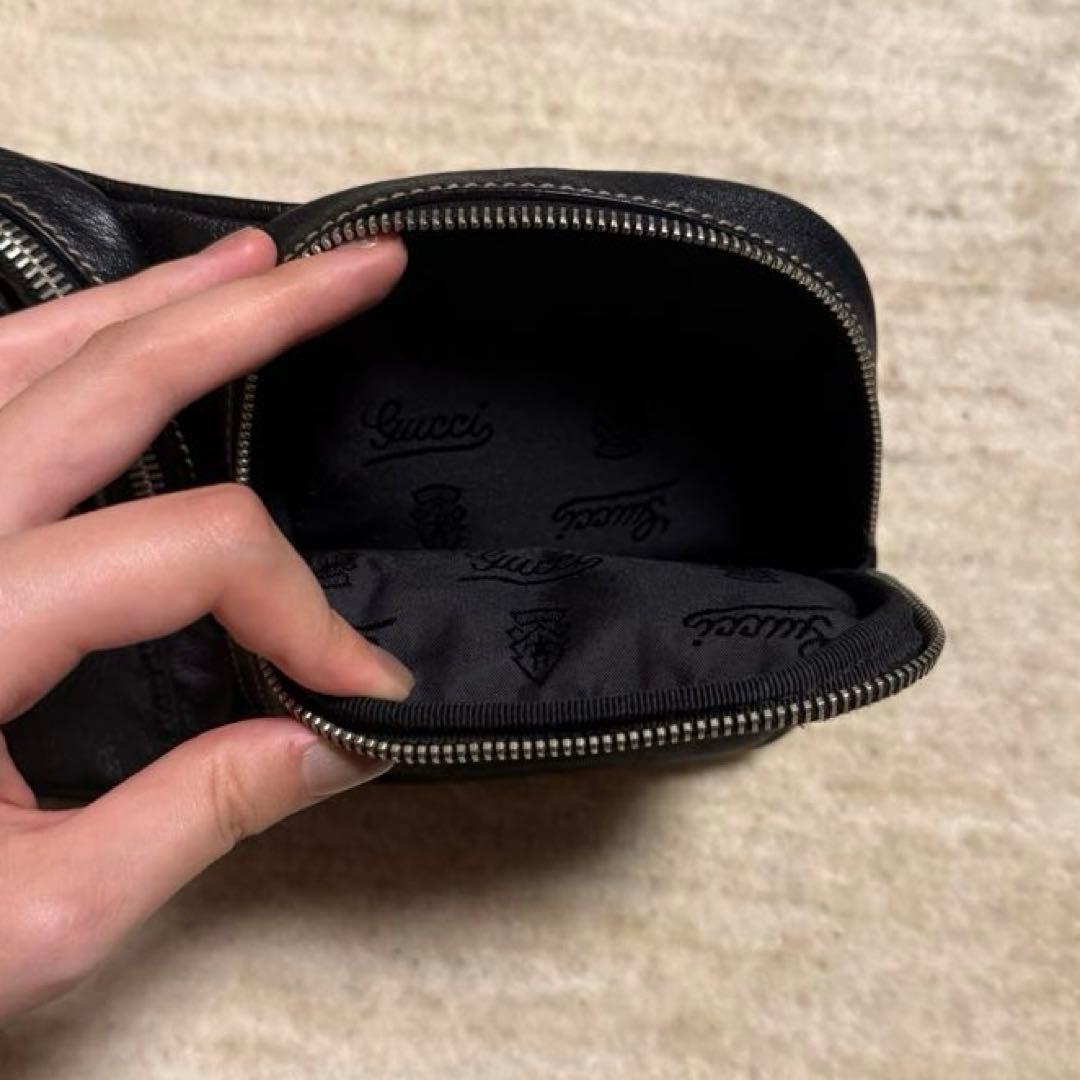 GUCCI ボディバッグ レザー 革 バッグ
