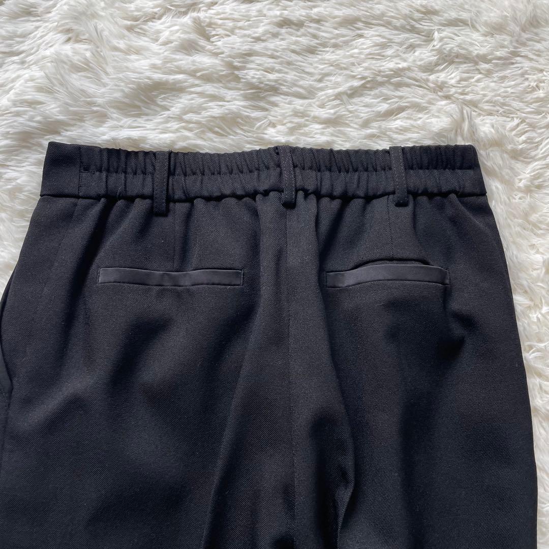 【美品】コムサイズム　パンツスーツ　セットアップ　ノーカラー　セレモニー　黒喪服