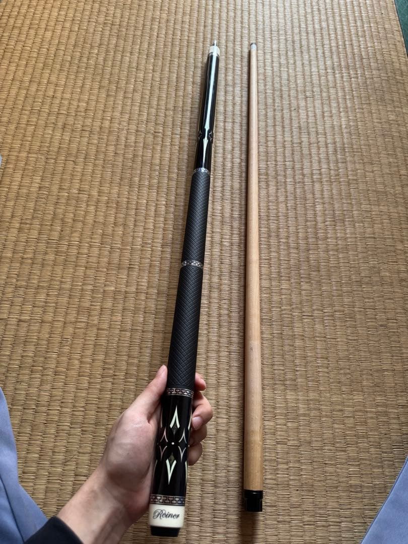 ビリヤードキュー 黒白