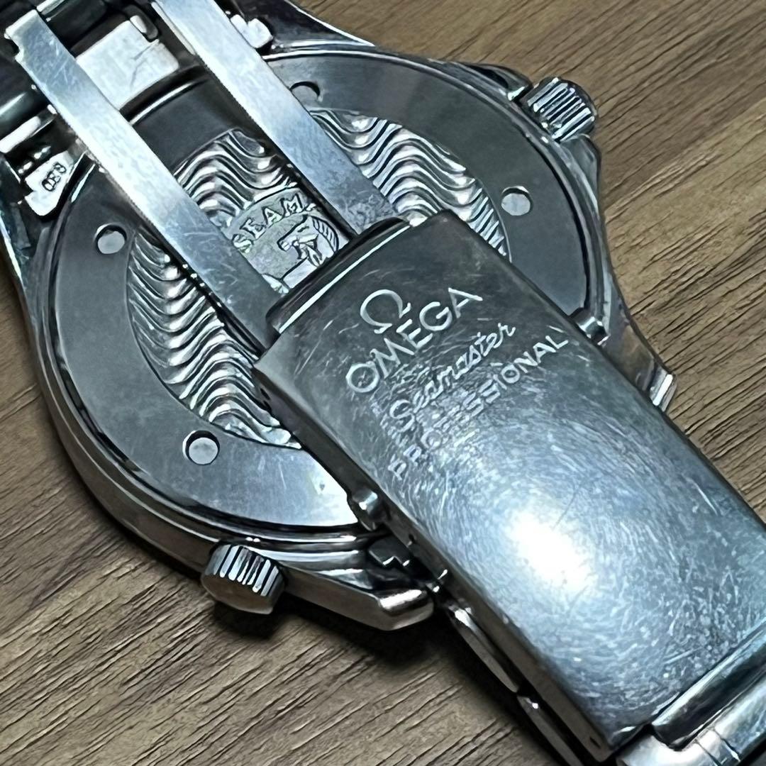 オメガ　シーマスター　クォーツ稼働中