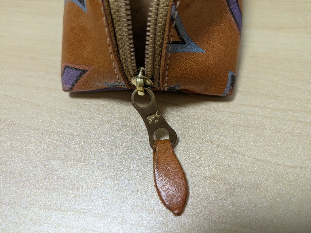 イルビゾンテ　ペンケース