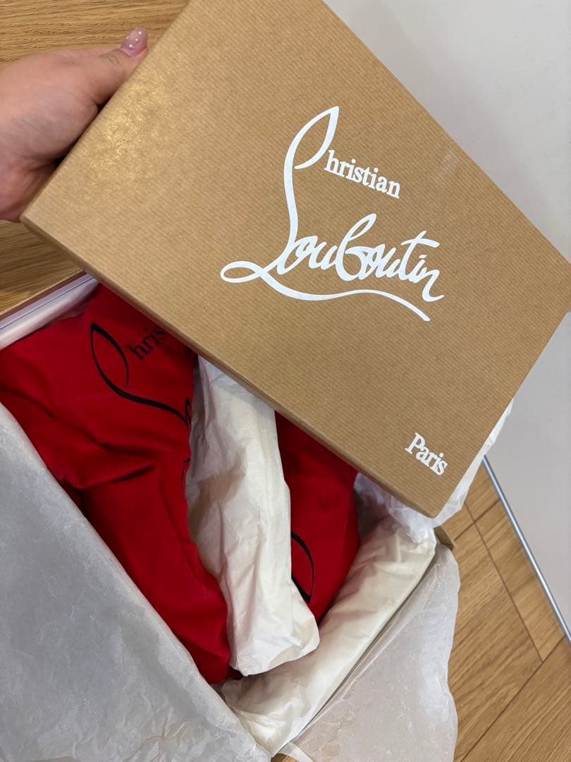やおや　Christian Louboutin ハイヒール