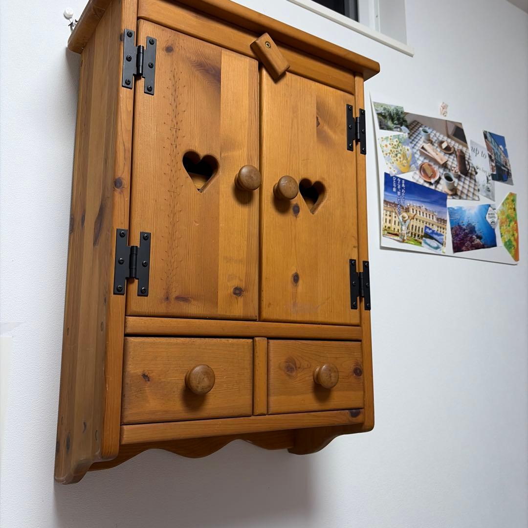 週末大特価‼️木製カントリー風収納キャビネット　お値打ち品‼️