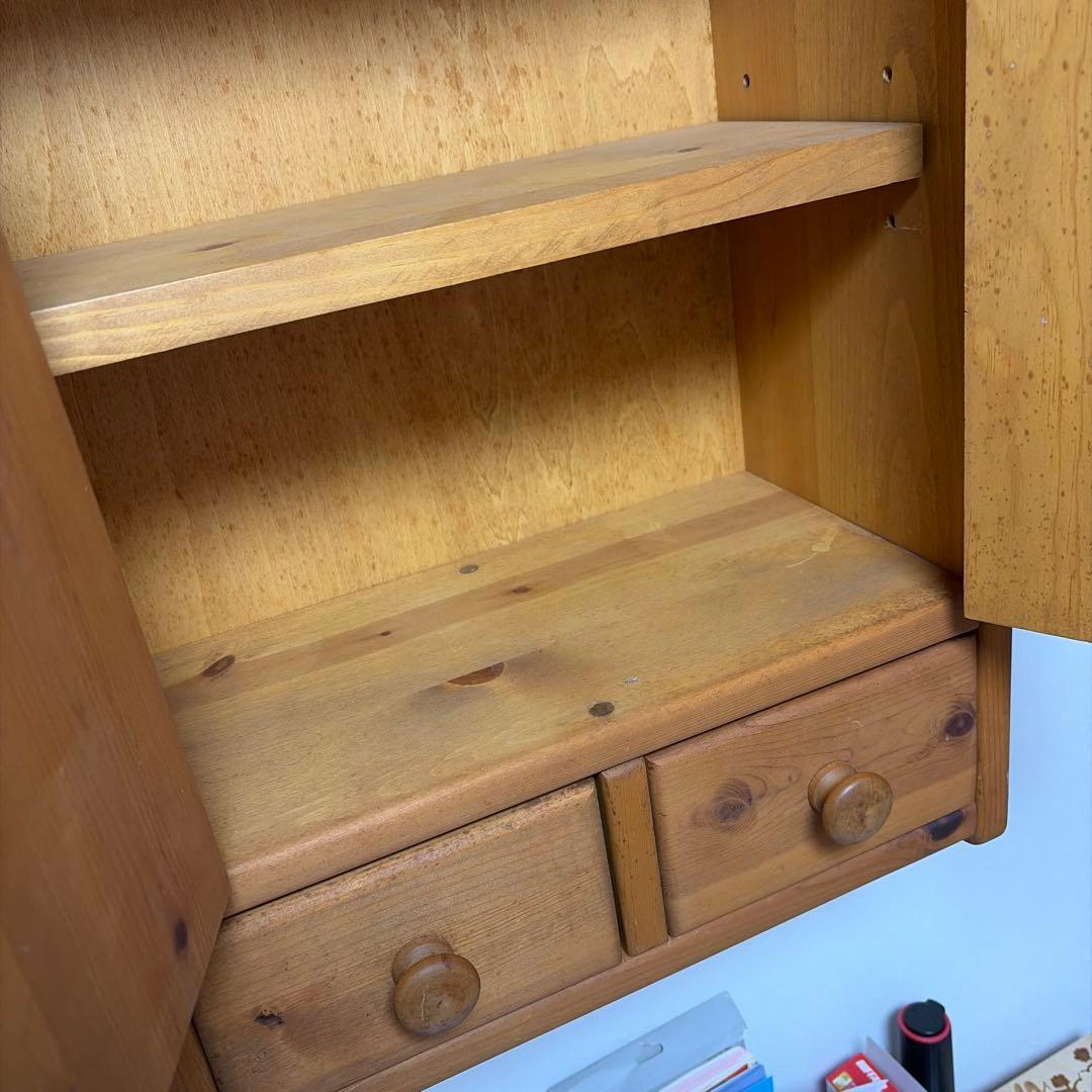 週末大特価‼️木製カントリー風収納キャビネット　お値打ち品‼️