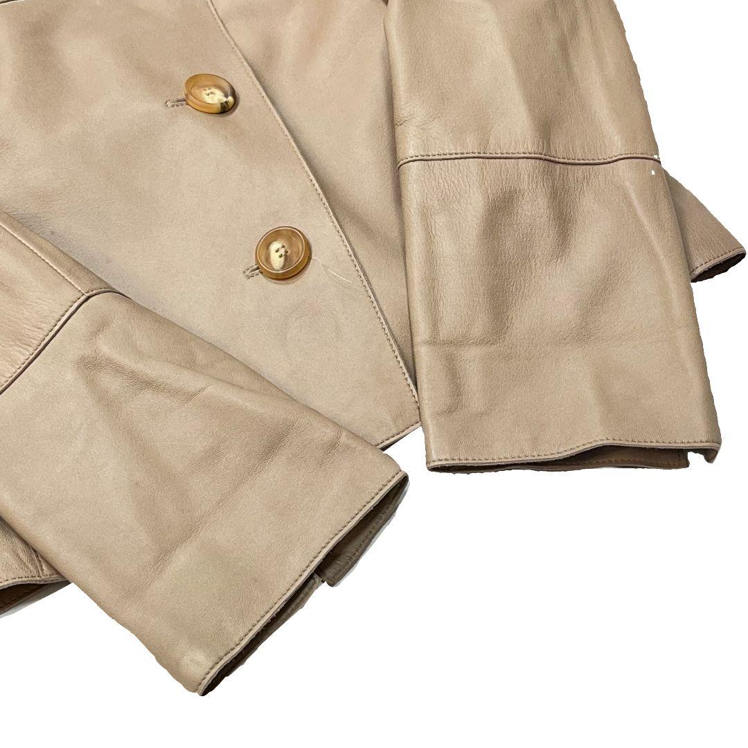 【 美品 】 アクリス　ラムナッパ　レザージャケット　アシンメトリー　ベージュ