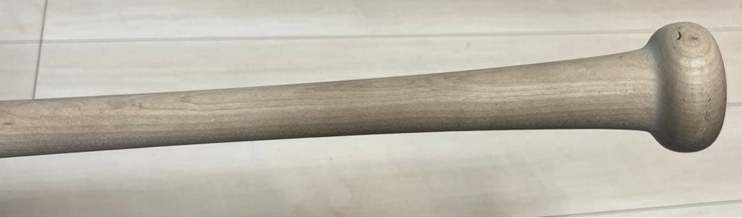 美品　硬式用木製バット　アシックス