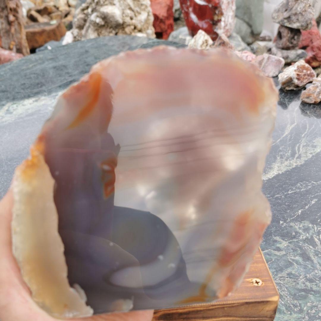 瑪瑙　1.3キロ　鑑賞石　石　原石　宝石　パワーストーン　鉱物　アゲート