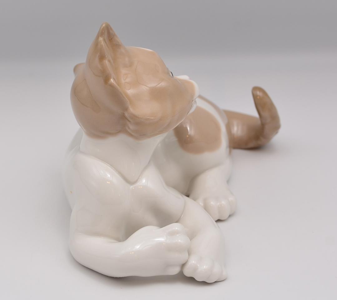 驚いたネコ／気配りのあるネコ／私にエサを　リヤドロ　３体セット　スペイン　箱付き