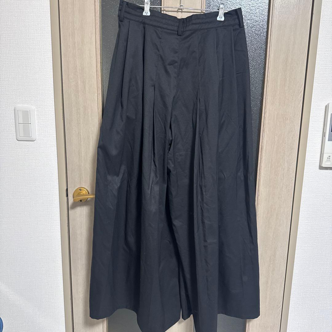 パンツ NOT CONVENTIONAL tuck pleats hakama pant