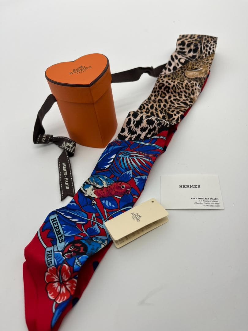 新品未使用　エルメス　トゥイリー　ジャングルラブラブ　トラ　箱　スカーフ