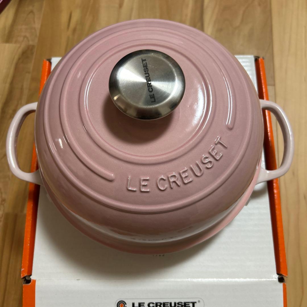 新品未使用・ルクルーゼ・シグニチャー・ブレッドオーブン・24㌢・シェルピンク