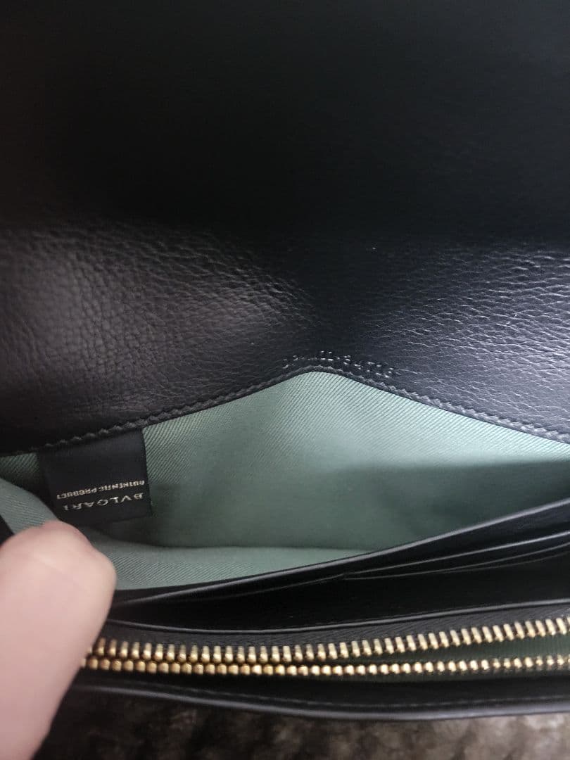 未使用BVLGARI ブラックレザー長財布