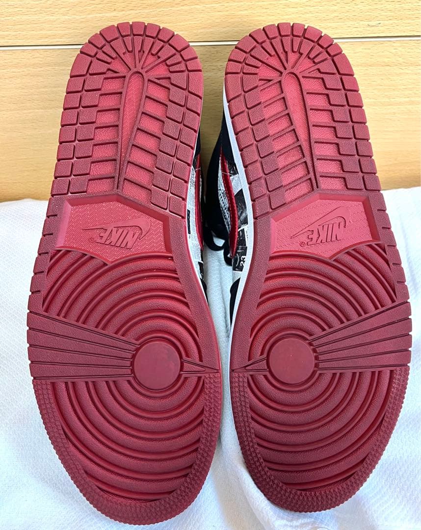 【美品】NIKE AIR JORDAN 1 MID NEWSPAPER