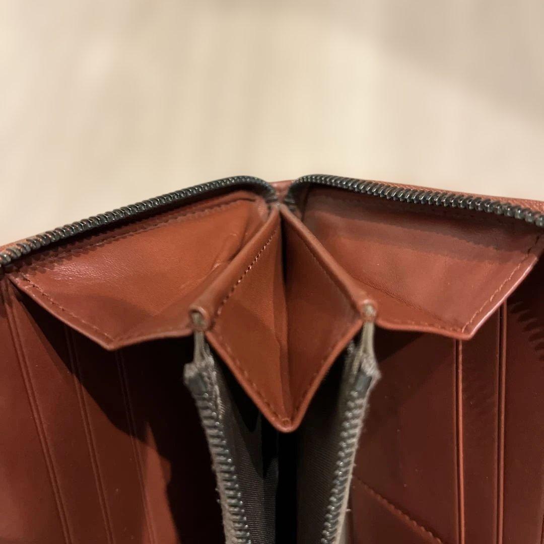 ボッテガヴェネタ　ラウンドジップ　長財布　ブラウン