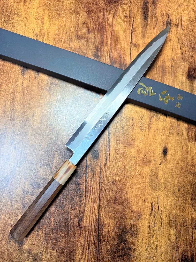 森本光一作　左用　刺身 柳刃　青鋼 紋鍛錬 尺　紫檀白水牛八角柄