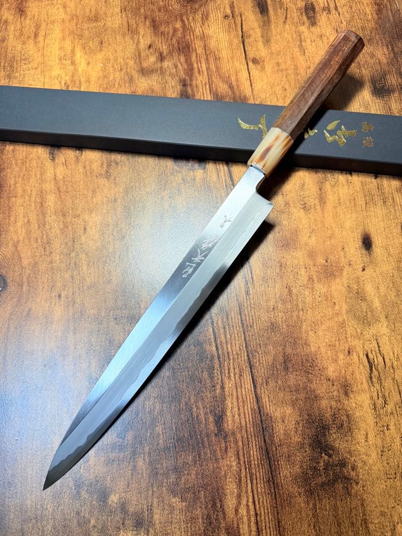 森本光一作　左用　刺身 柳刃　青鋼 紋鍛錬 尺　紫檀白水牛八角柄