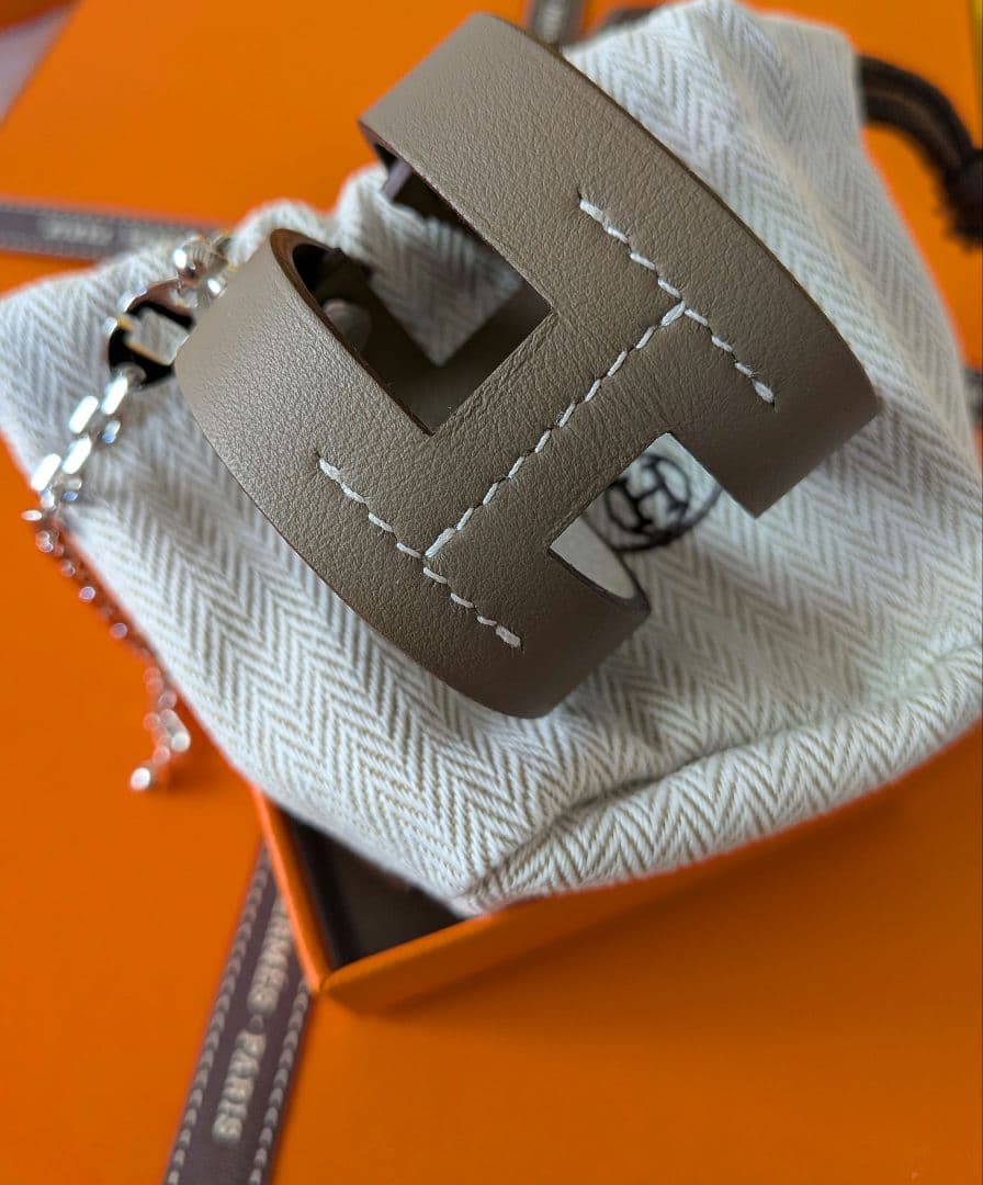 Hermes　グローブホルダー　コアラ　新作