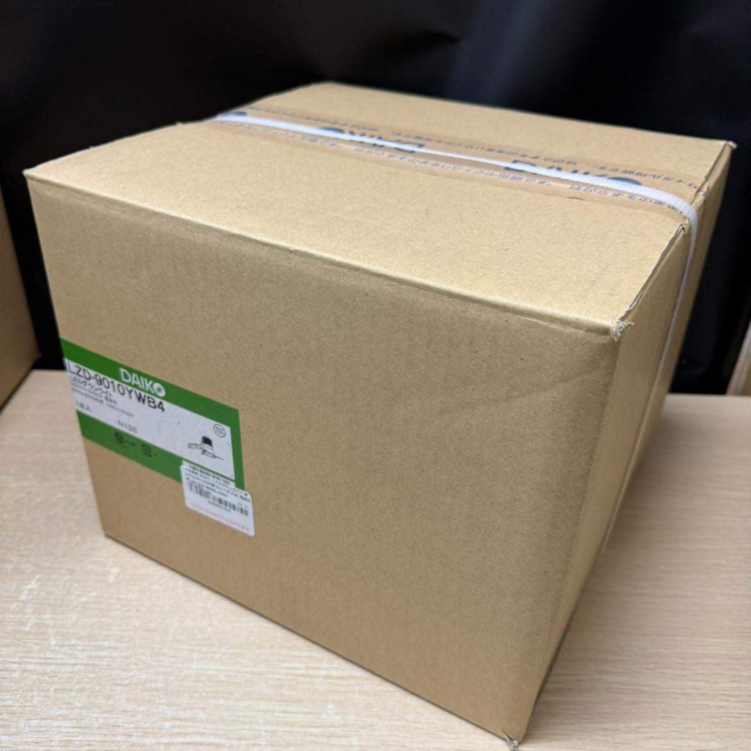 ★新品　DAIKO　LED ダウンライト　LZD-9010YWB4