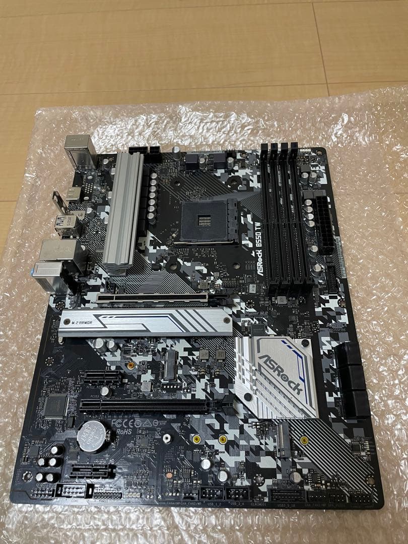 マザーボード ASRock B550 TW