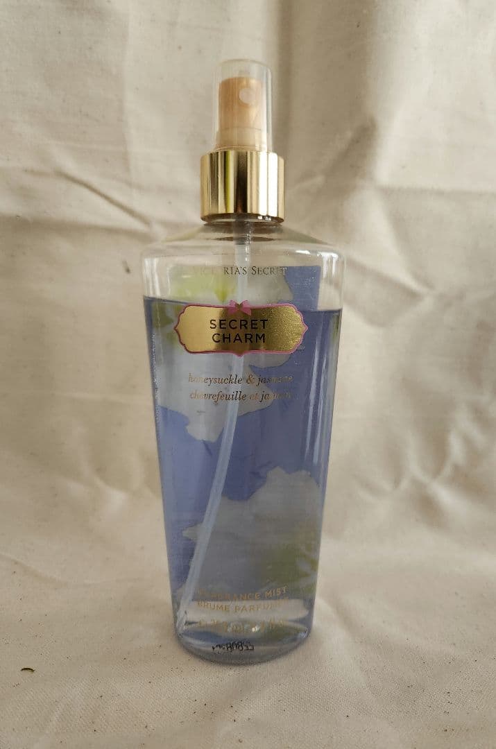 ヴィクトリアシークレット　シークレットチャーム　ミスト、ボディクリームセット