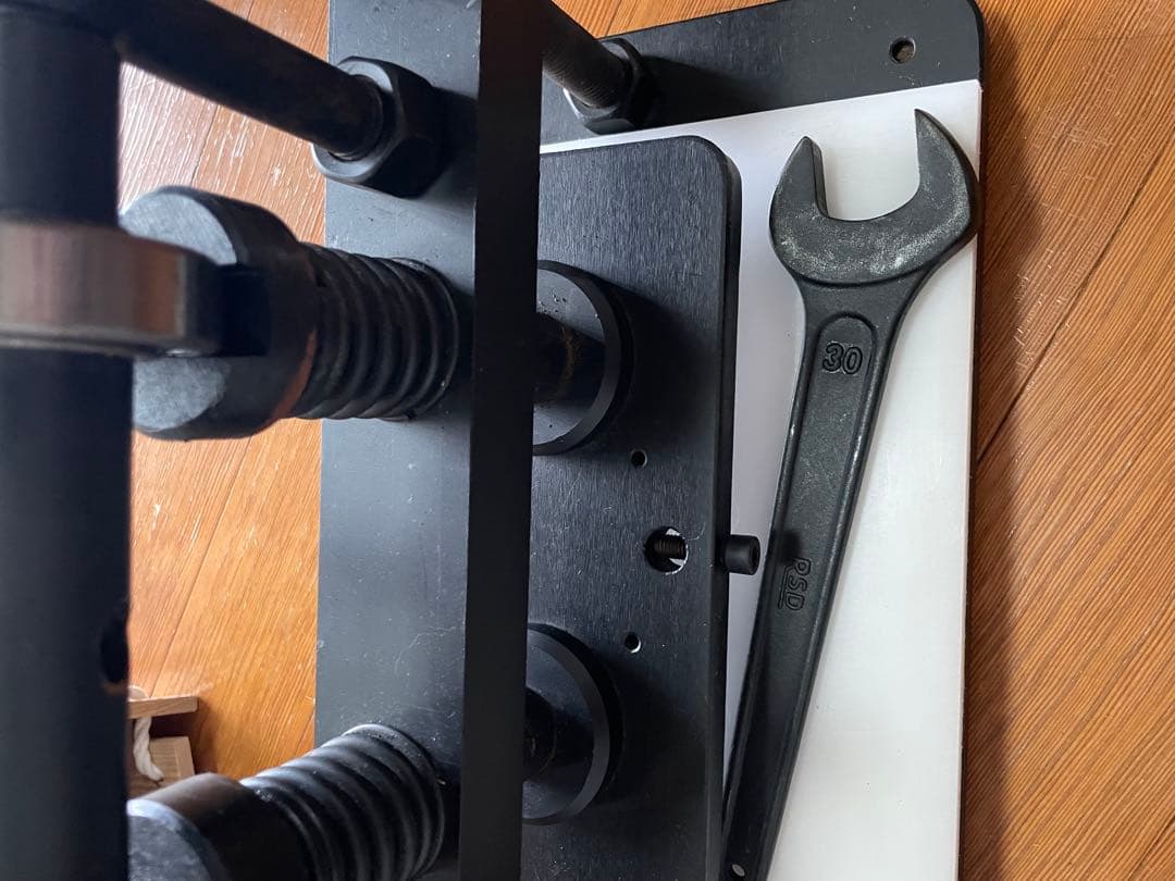 ハンドクリッカー クリッカー 手動式革裁断機 レザー