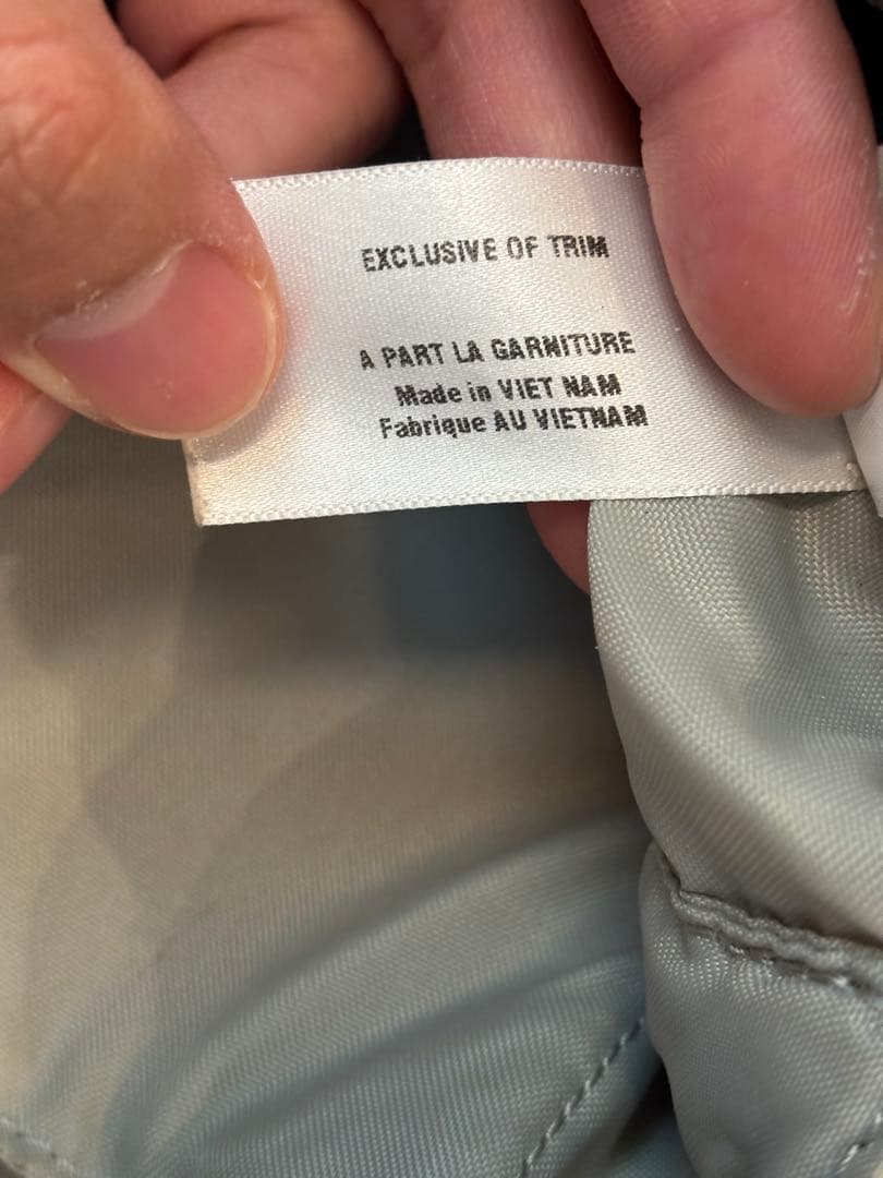 patagonia メッセンジャーバッグ ハーフマス　グレー