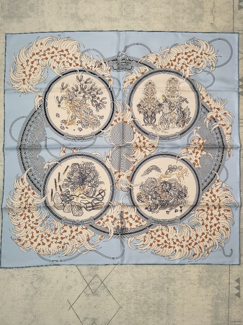 エルメス HERMES カレ90 刺繍が織りなす伝説