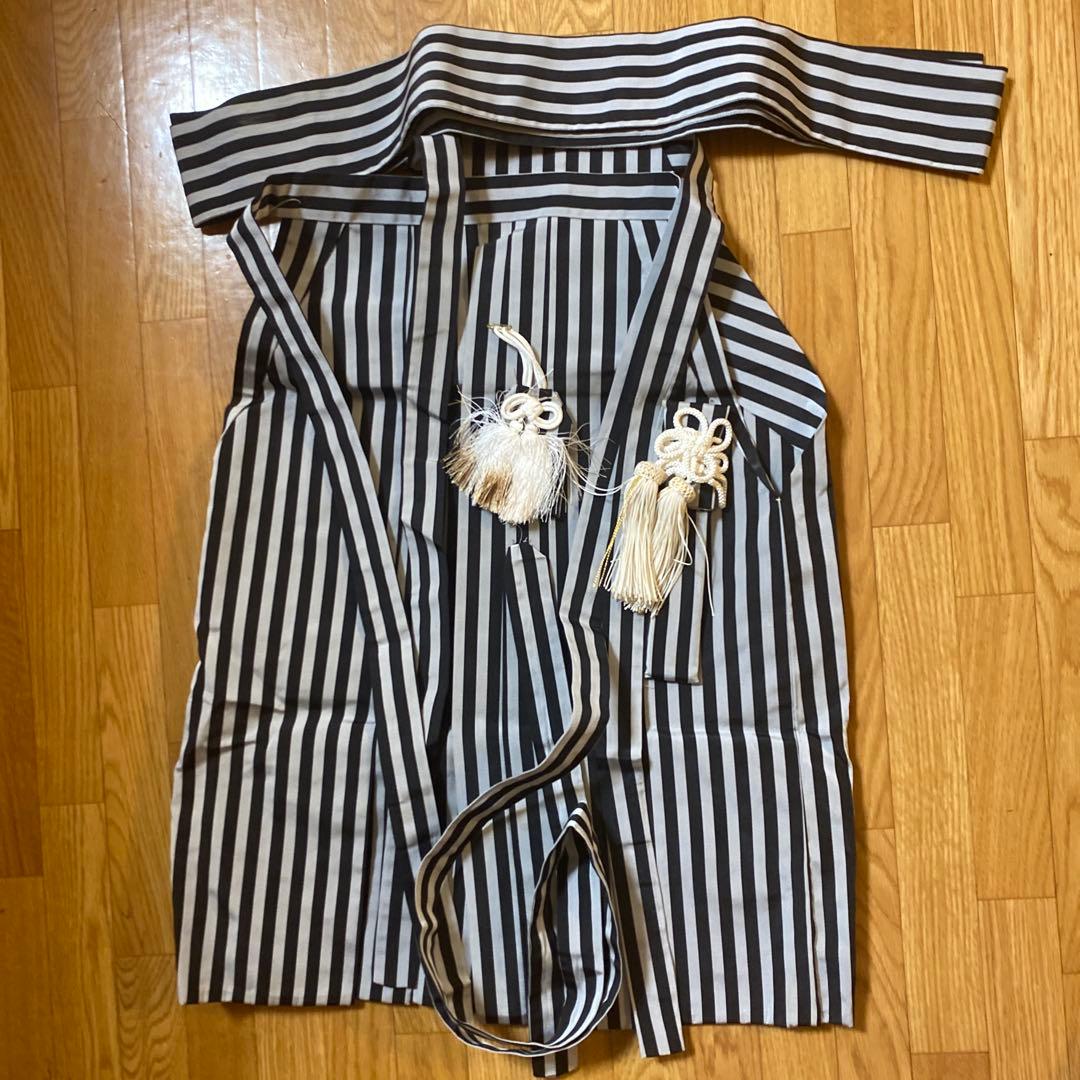 七五三用 黒い伝統的着物（お早めに）